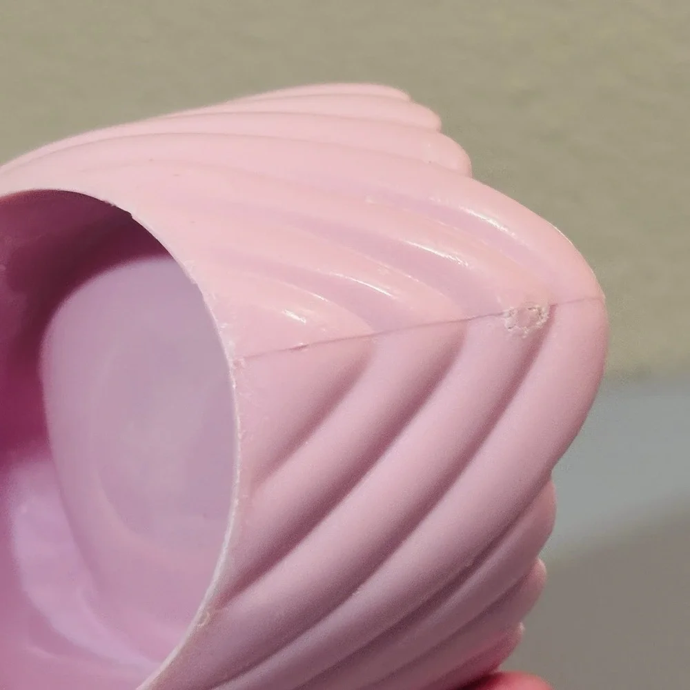 Soft Pink Swan Bath Soap Dish Holder Vintage 1994 Retro Solid Durable Plastic